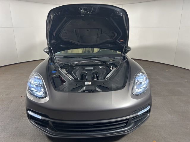 Used 2018 Porsche Panamera 4S image 31