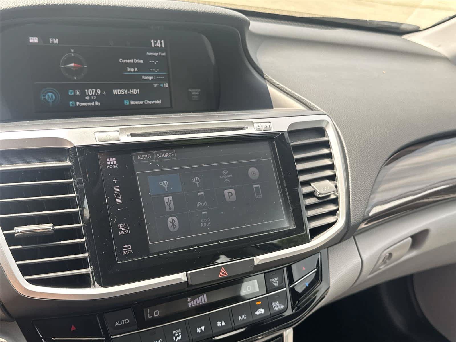 Used 2016 Honda Accord EX-L image 24