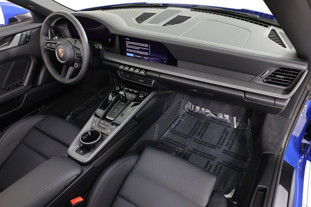 Used 2026 Porsche 911 Carrera image 29