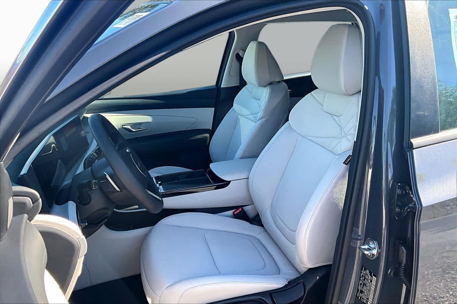New 2026 Hyundai Tucson Blue SE AWD/4WD image 15