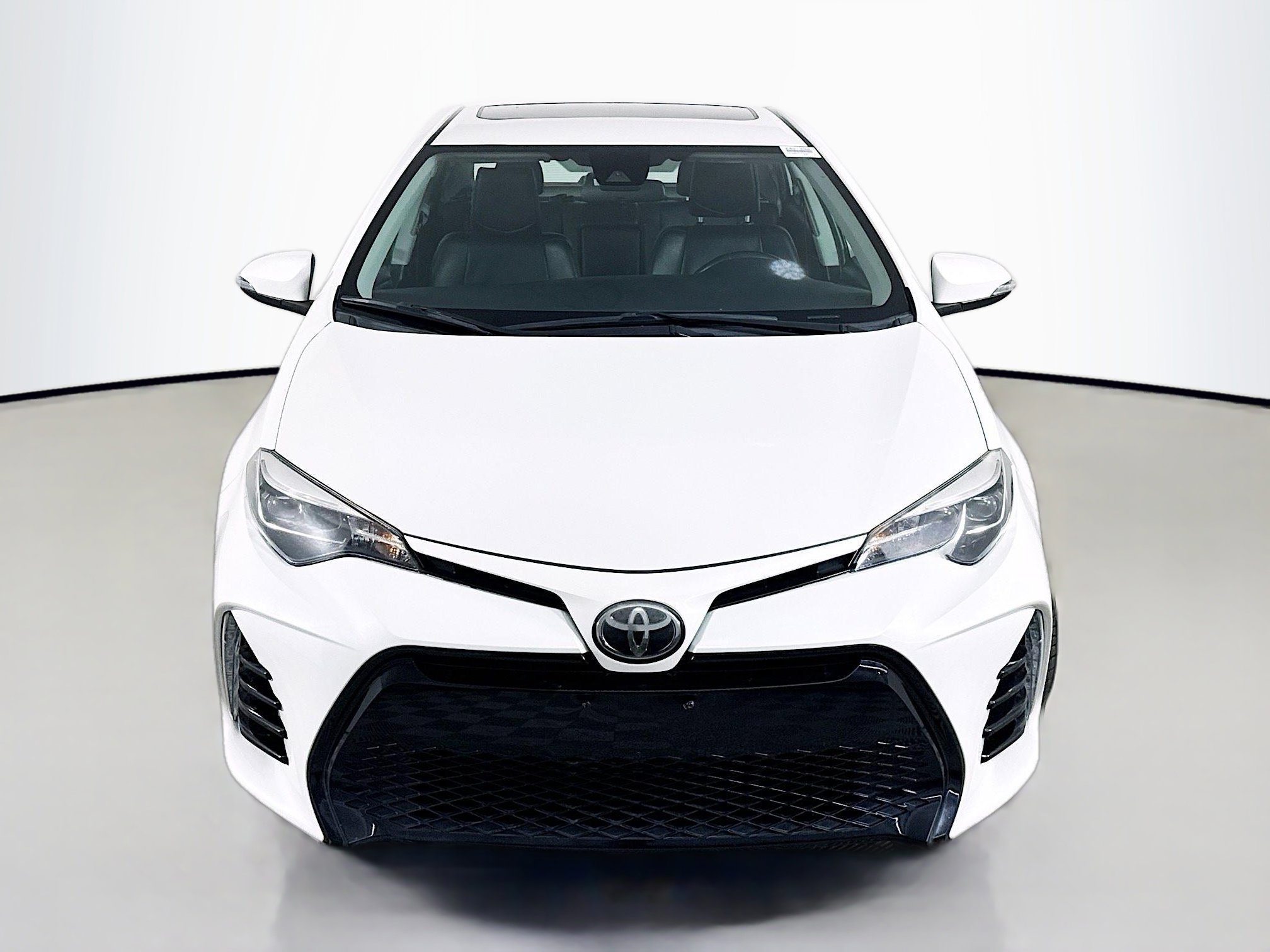 Used 2018 Toyota Corolla XSE w/ Carpet Mat Package (TMS) FWD video 2