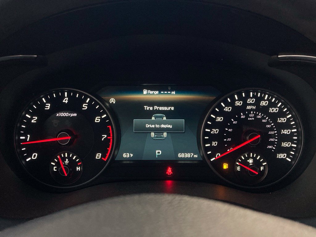 Used 2023 Kia Stinger GT2 w/ Red Interior Color Package RWD image 15