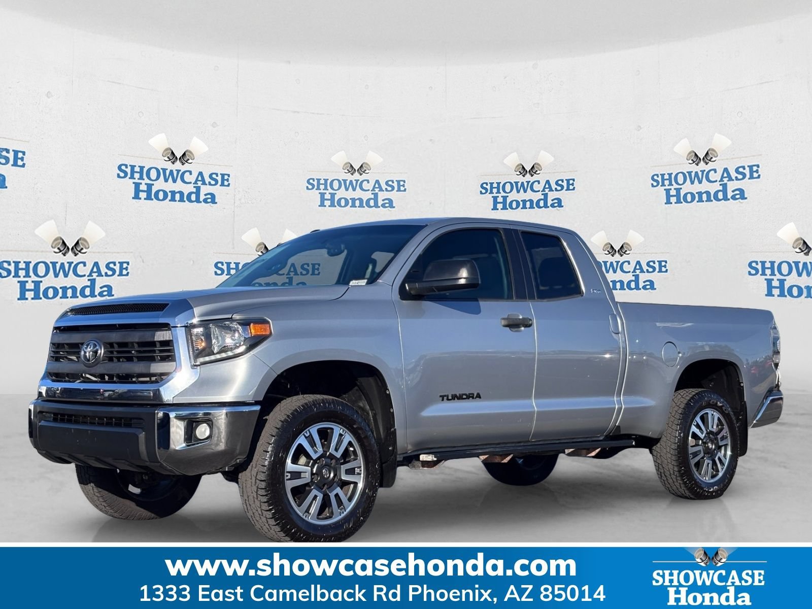 Used 2015 Toyota Tundra SR5 w/ SR5 Upgrade Package RWD image 1