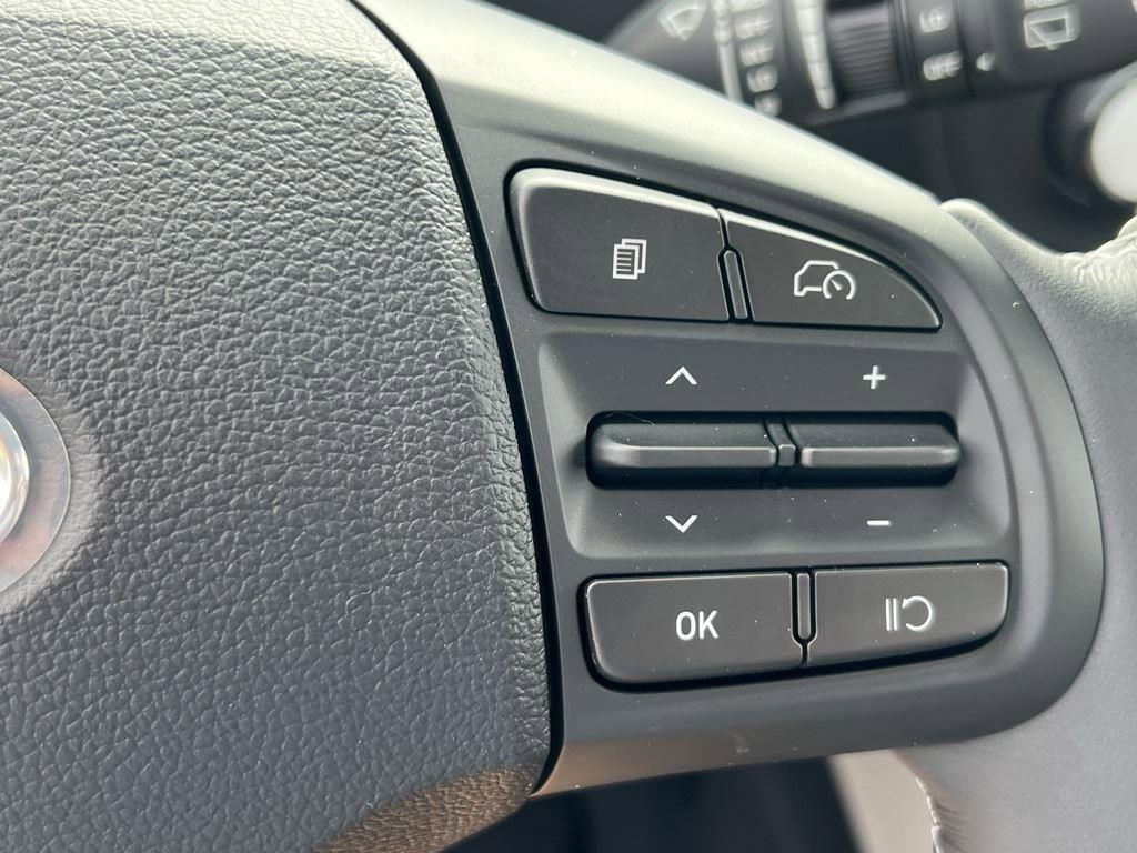 New 2026 Hyundai Venue SEL image 16