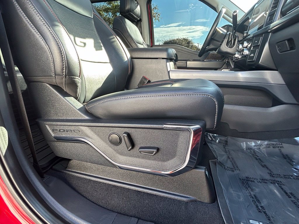 Used 2024 Ford F250 Lariat w/ Lariat Ultimate Package AWD/4WD image 29