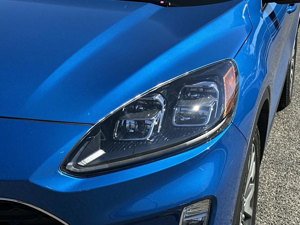 Used 2020 Ford Escape Titanium image 8