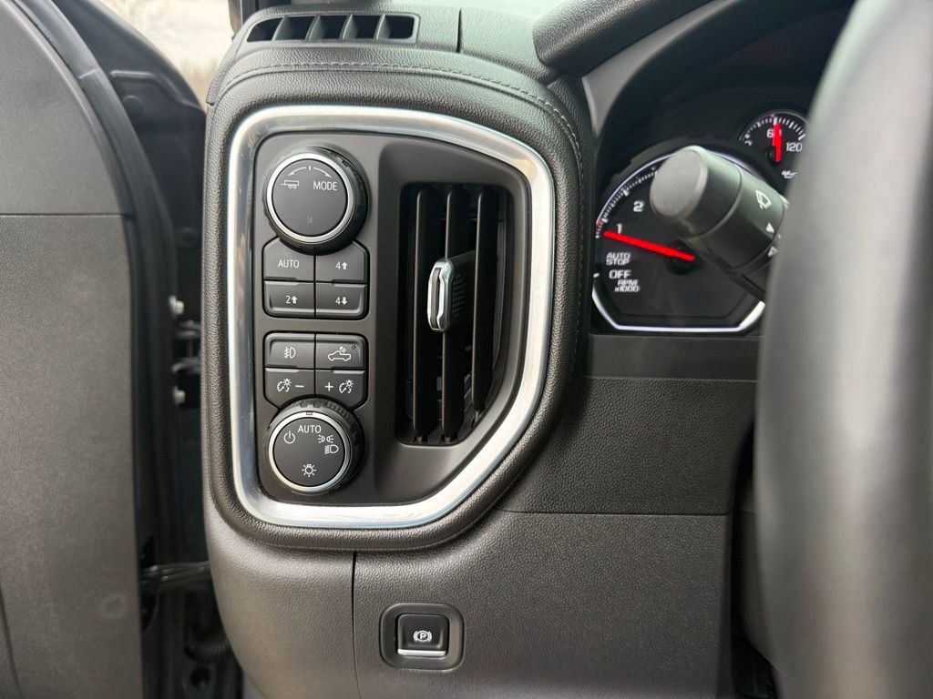 Used 2020 Chevrolet Silverado 1500 RST w/ All-Star Edition image 39