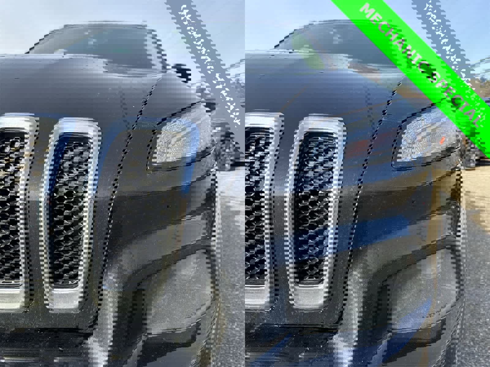 Used 2015 Jeep Cherokee Latitude image 11