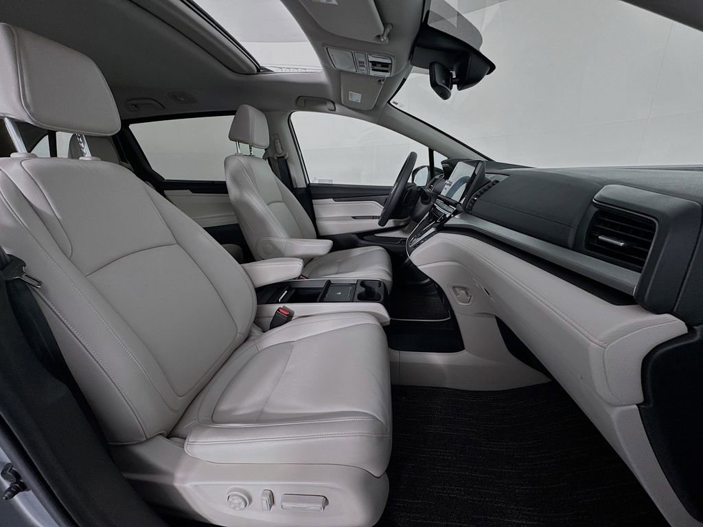 Certified 2026 Honda Odyssey EX-L image 39