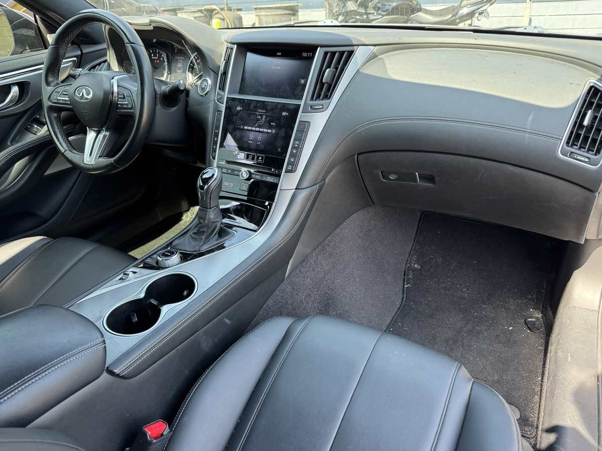 Used 2020 INFINITI Q60 3.0t Luxe RWD image 13
