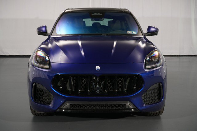 Used 2023 Maserati Grecale Modena AWD/4WD image 8