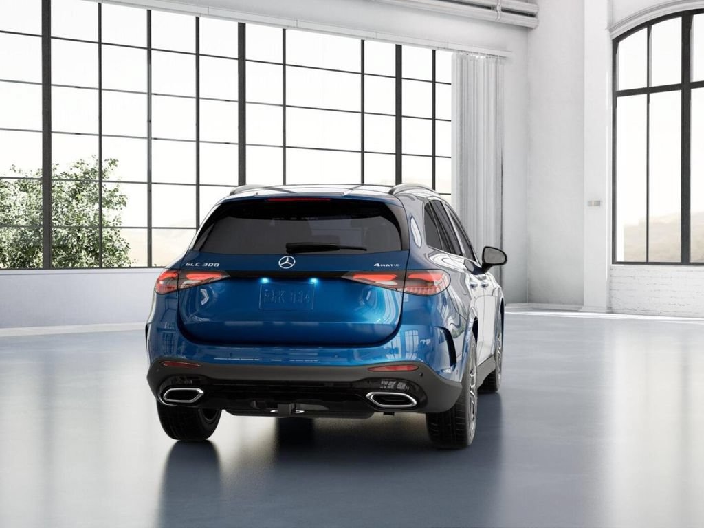 Certified 2025 Mercedes-Benz GLC 300 4MATIC image 24