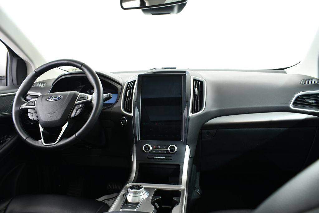 Used 2024 Ford Edge SEL w/ Convenience Package AWD/4WD image 7