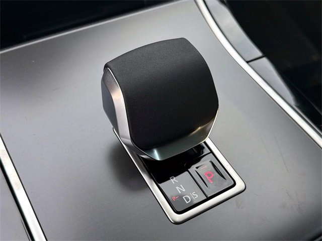 New 2026 Land Rover Range Rover Velar S image 22