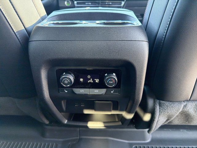 New 2026 Chevrolet Traverse RS w/ LPO, Floor Liner Package image 31