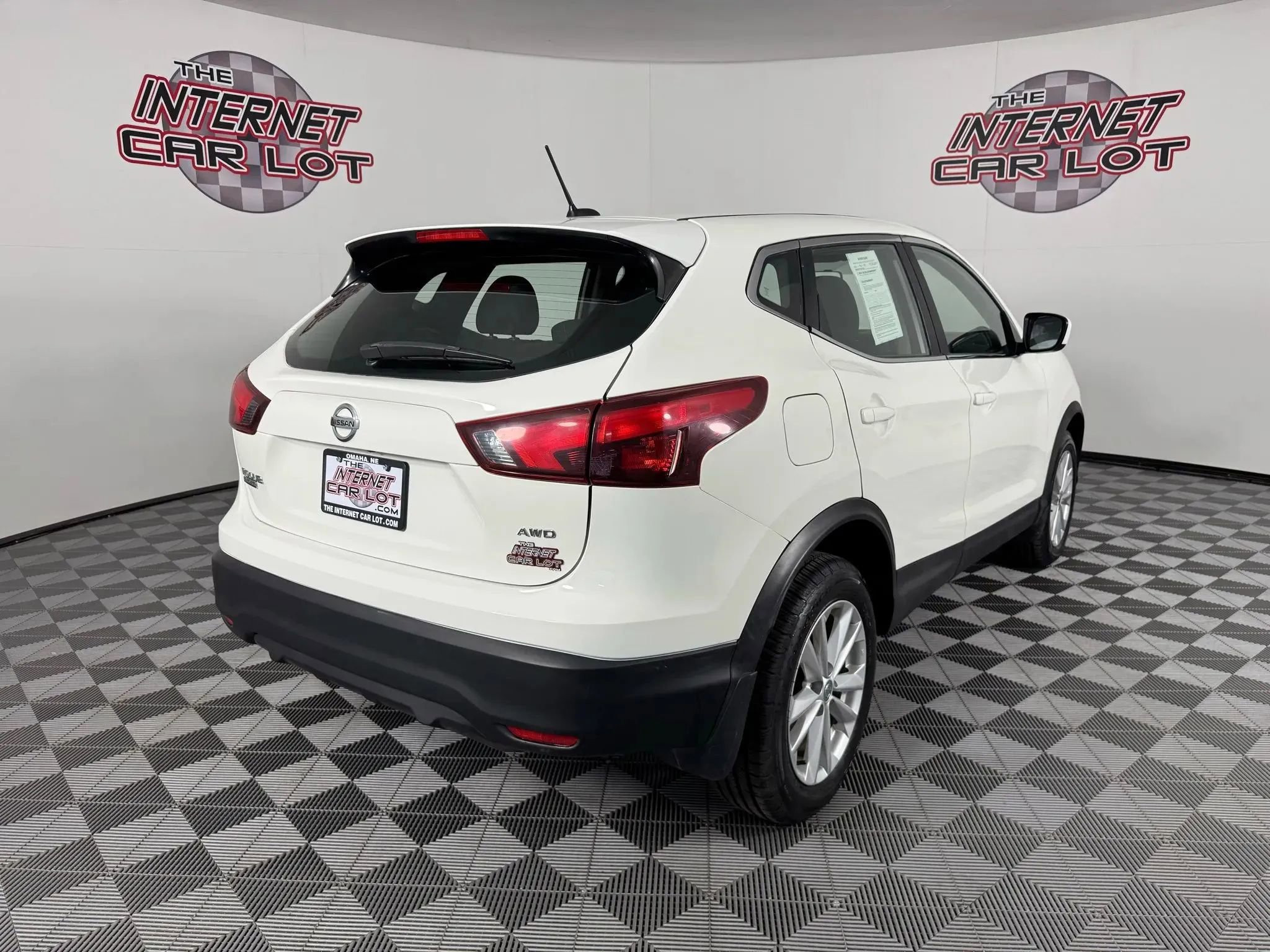Used 2018 Nissan Rogue Sport S w/ S Appearance Package image 7