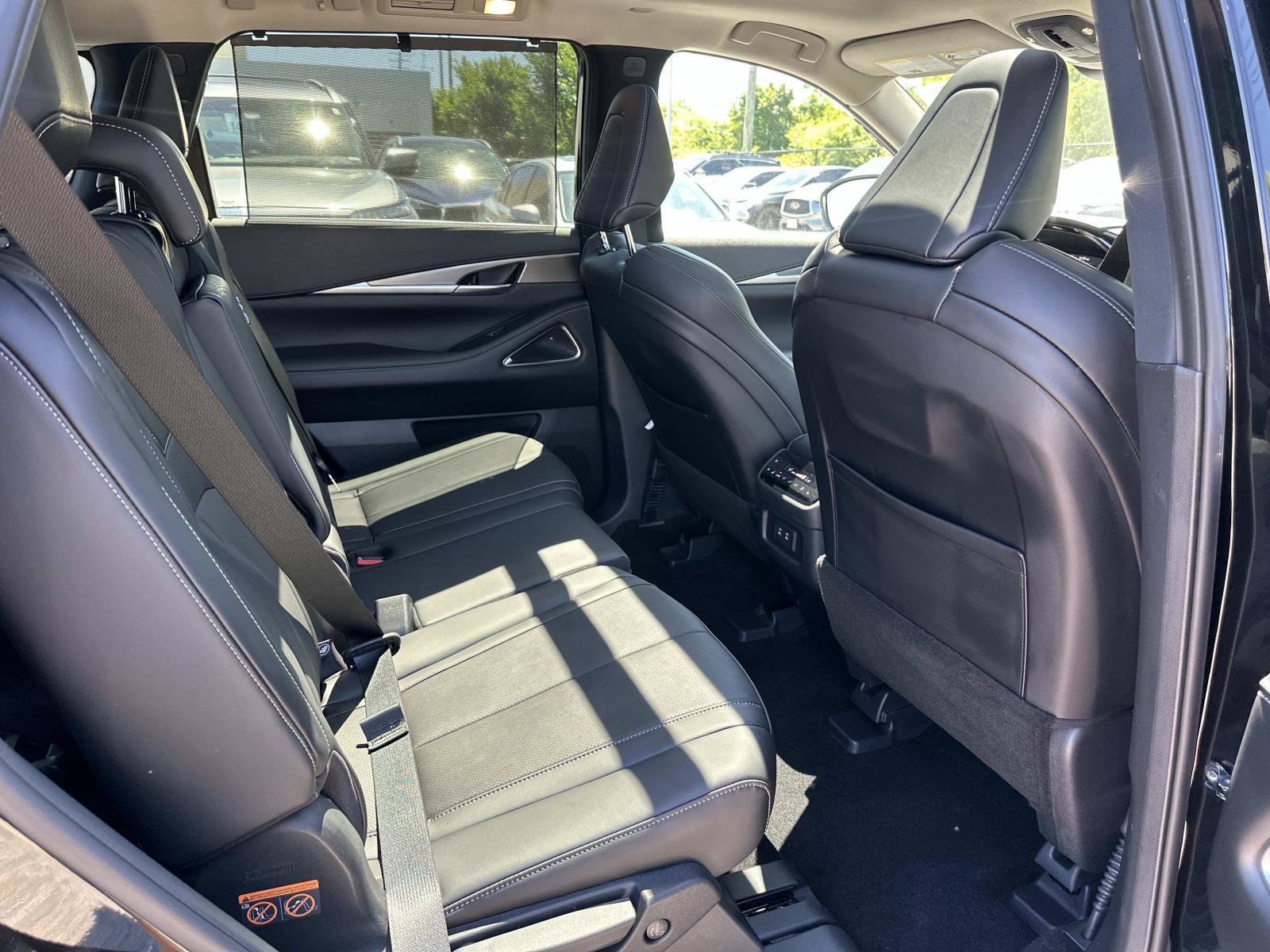 Used 2026 INFINITI QX60 Luxe w/ Cargo Package AWD/4WD image 36