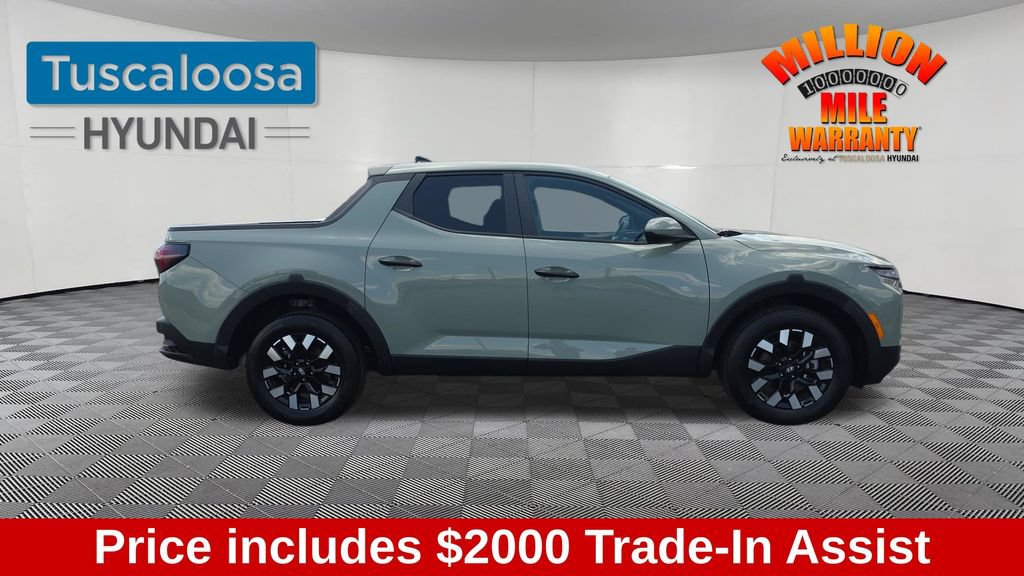 Used 2025 Hyundai Santa Cruz SE FWD image 9