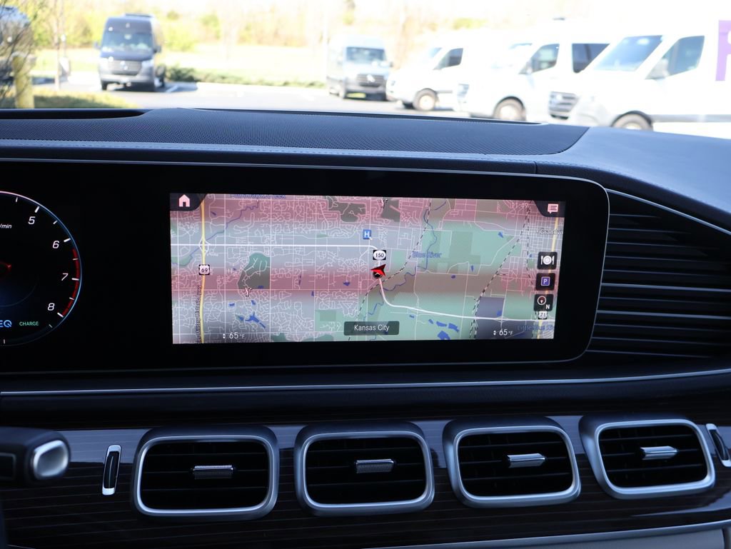 Certified 2021 Mercedes-Benz GLS 450 4MATIC image 23