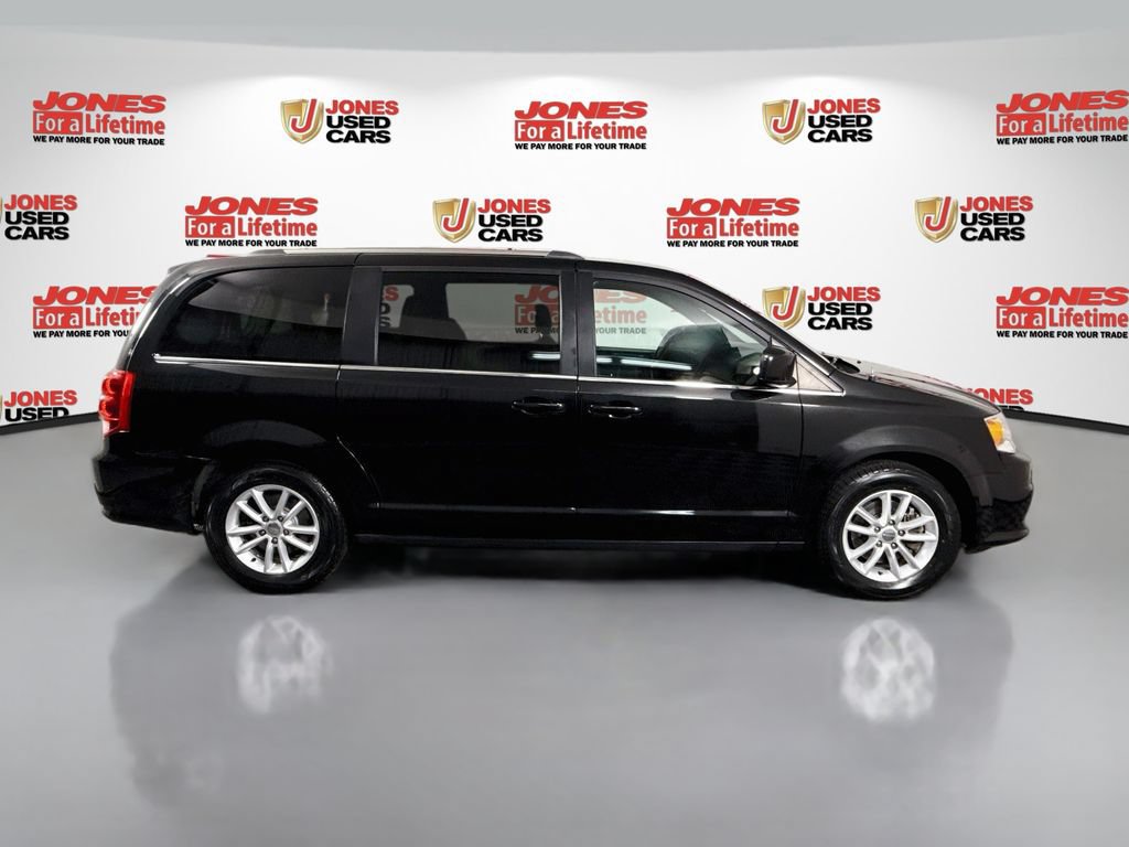 Used 2018 Dodge Grand Caravan SXT FWD image 16