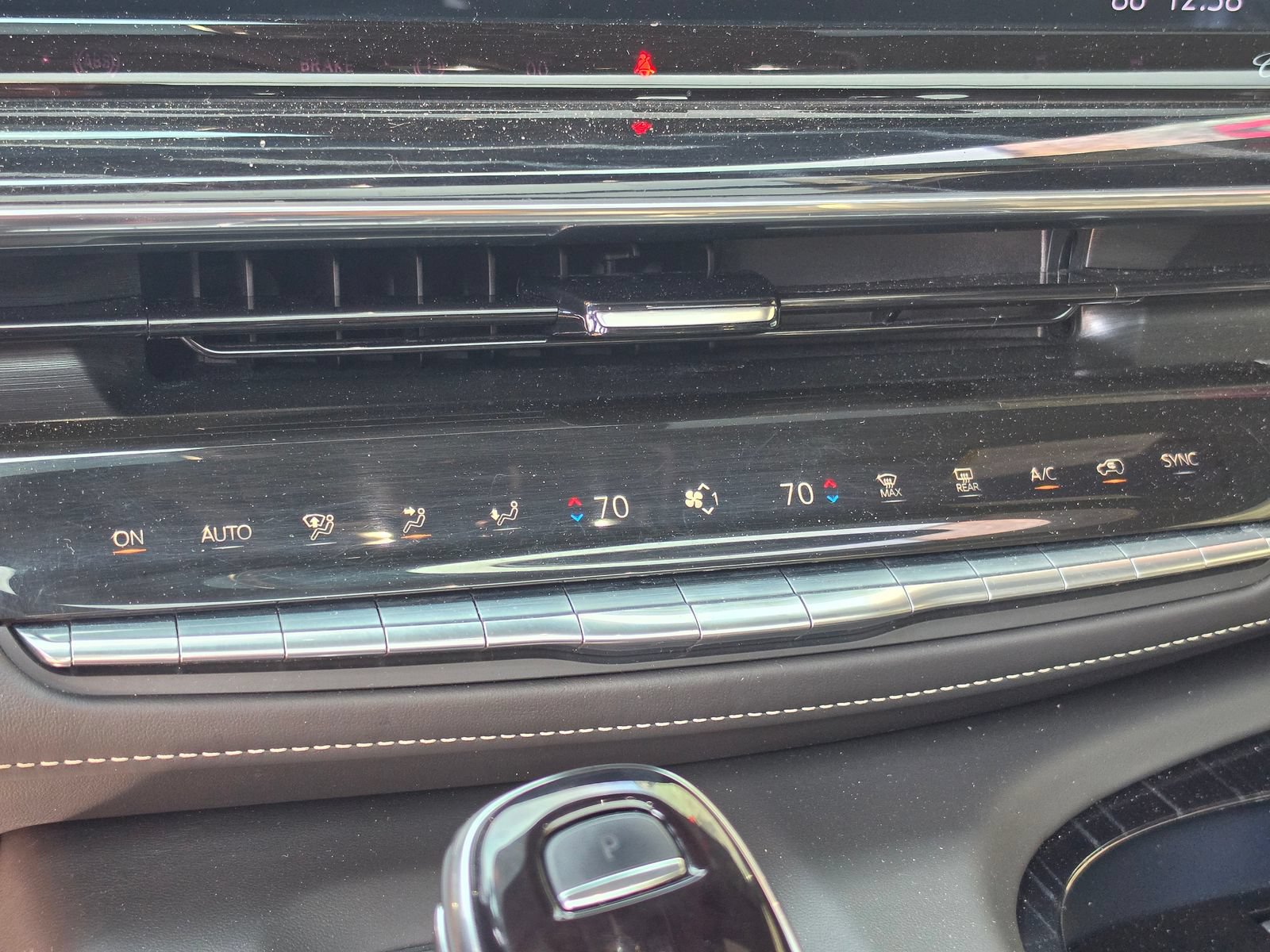 Used 2024 Cadillac Escalade V w/ LPO, ONYX Package AWD/4WD image 15