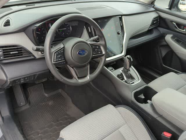 Certified 2025 Subaru Outback Premium AWD/4WD image 2
