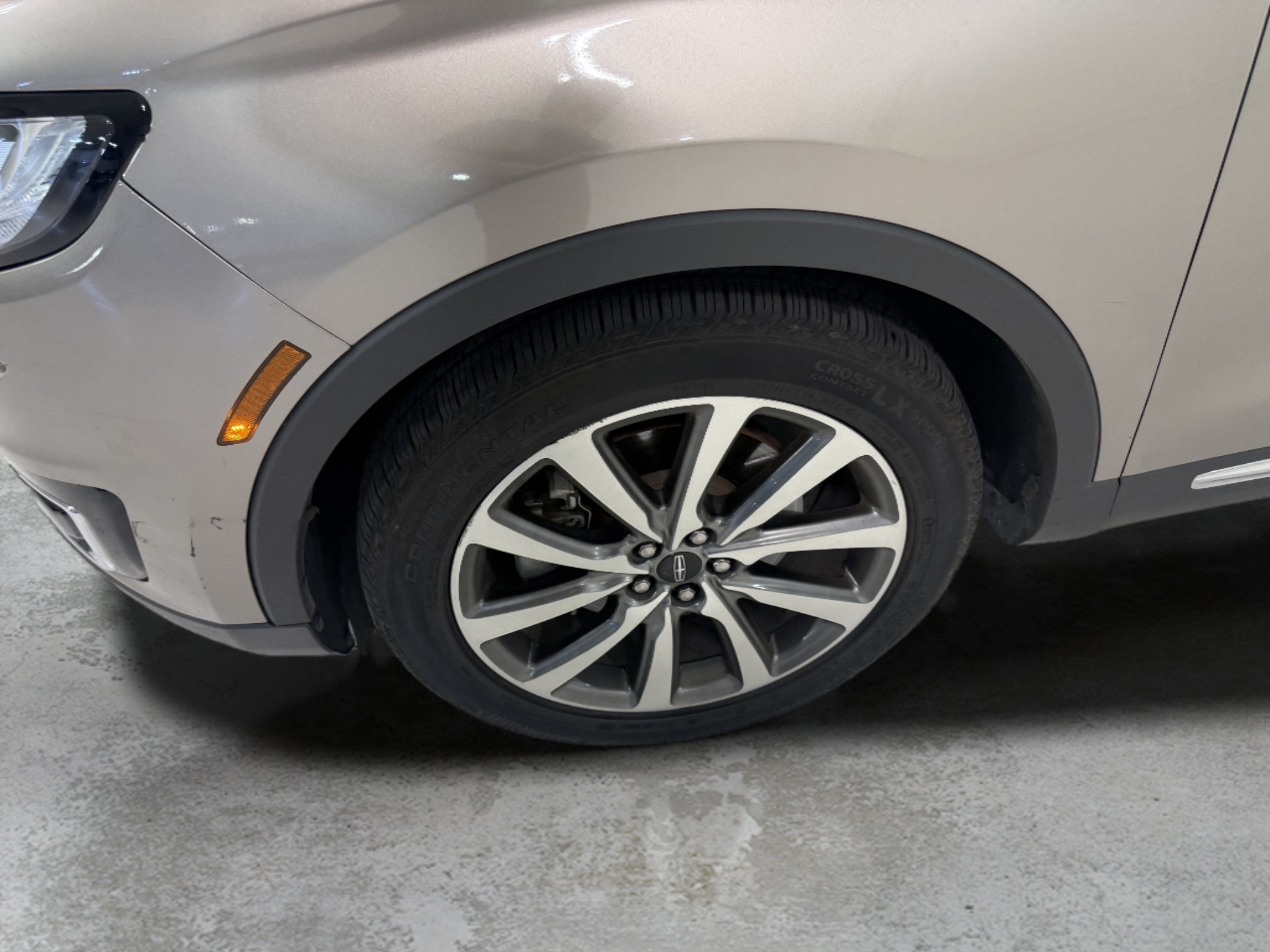 Used 2019 Lincoln Nautilus Select FWD image 20