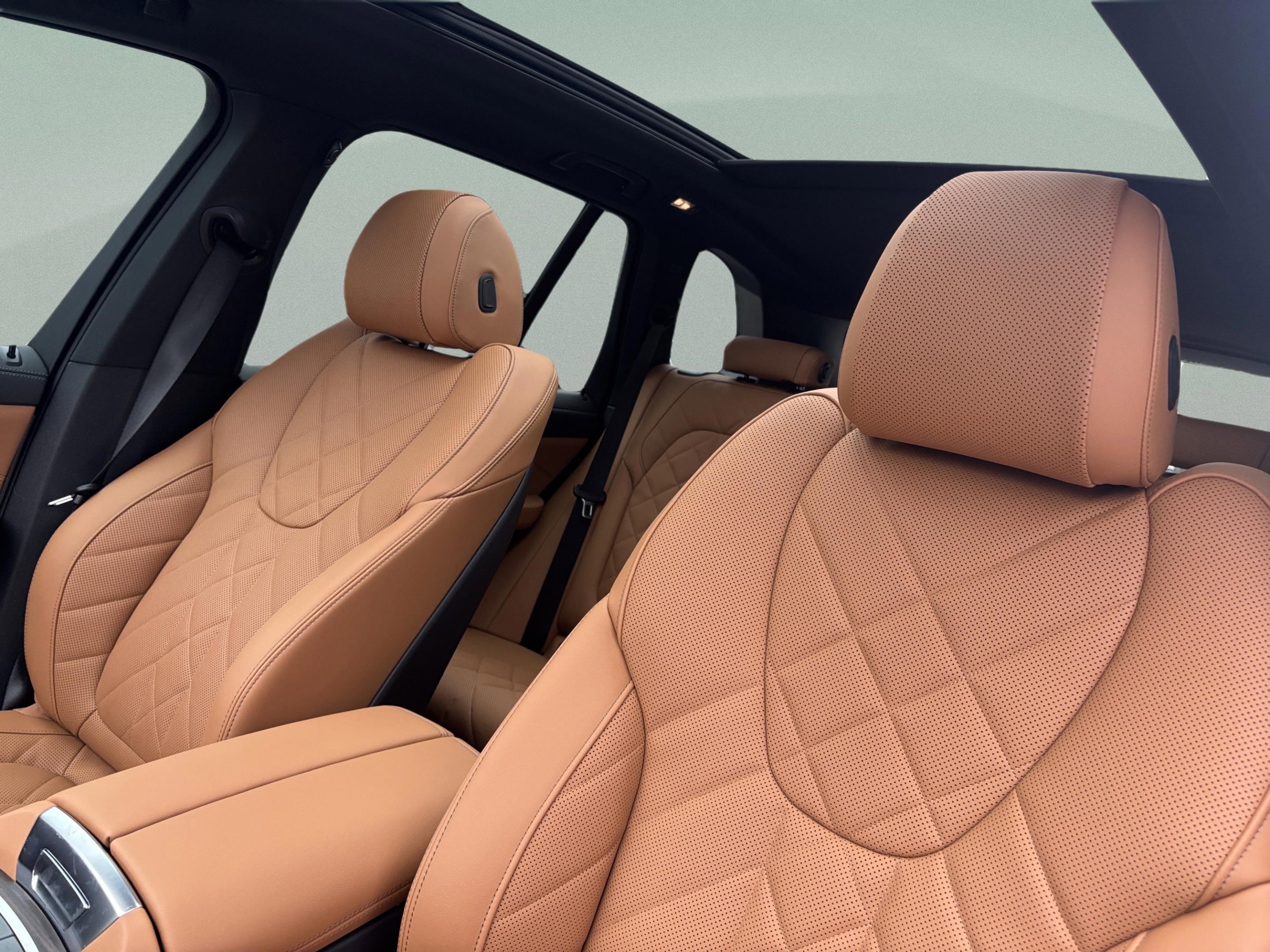 Used 2026 BMW X5 xDrive50e w/ M Sport Package image 23