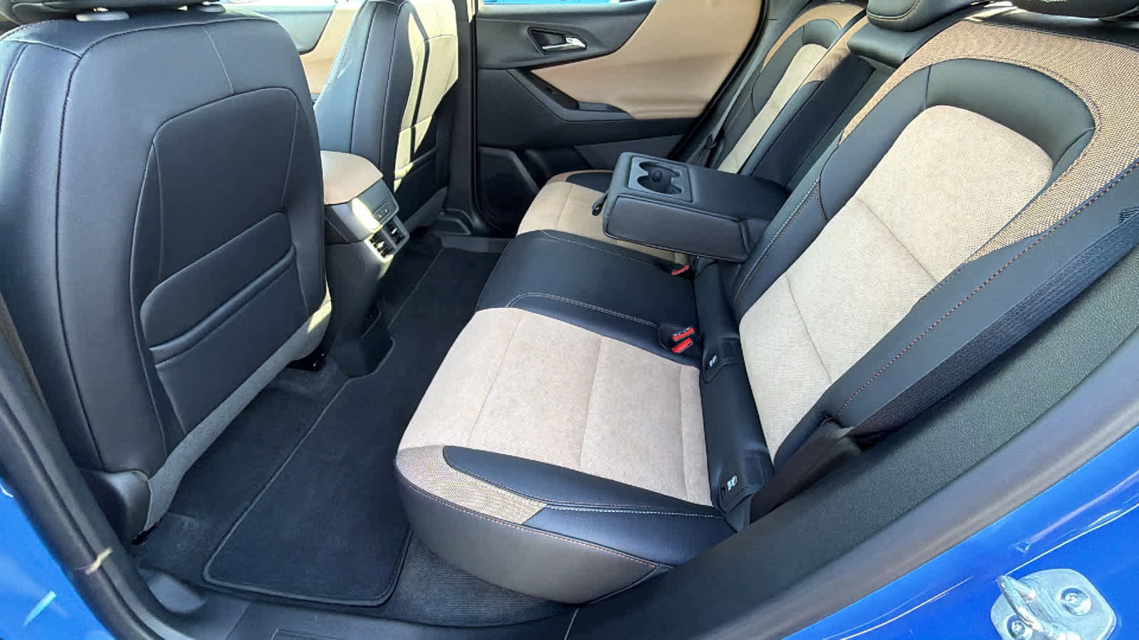 New 2026 Chevrolet Equinox ACTIV w/ Convenience Package III image 24