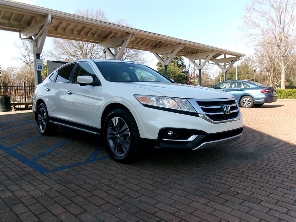 Used 2013 Honda Crosstour EX-L image 3