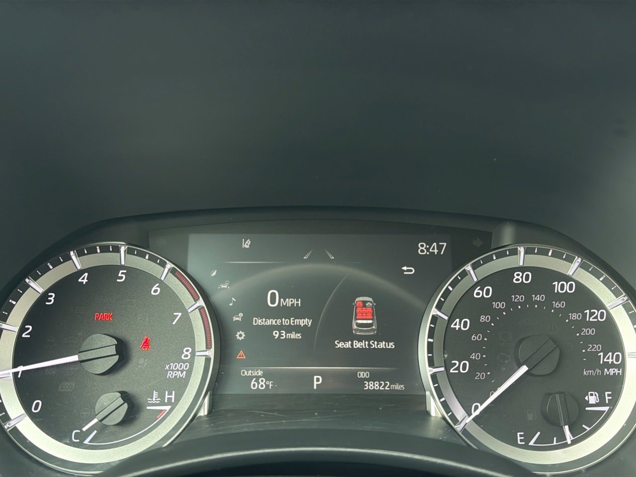 Used 2023 Toyota Highlander XLE AWD/4WD image 16