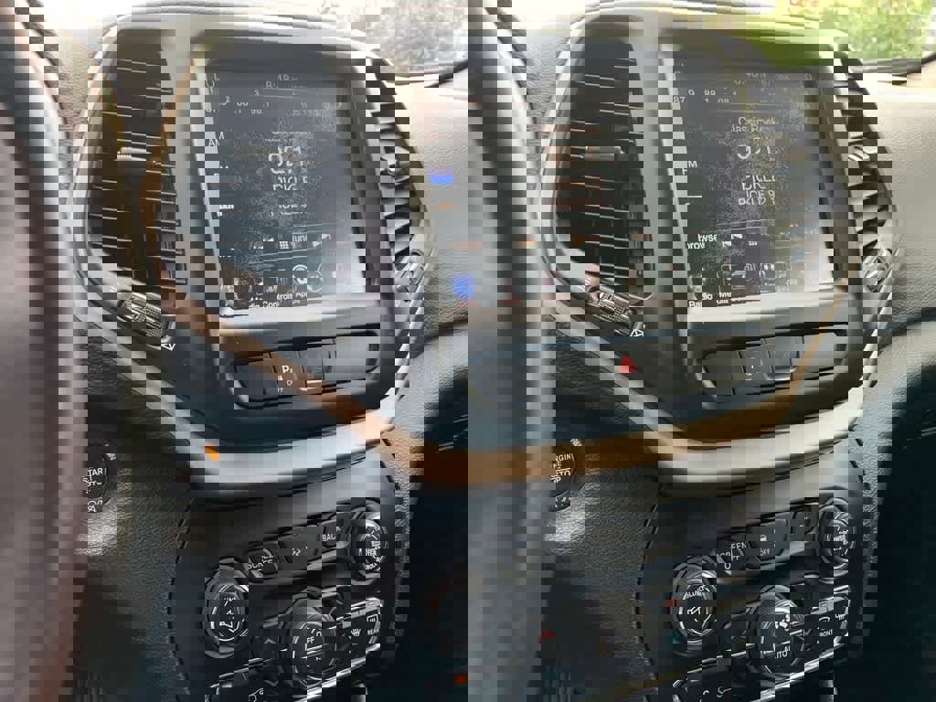 Used 2018 Jeep Cherokee Limited w/ High Altitude Package image 27