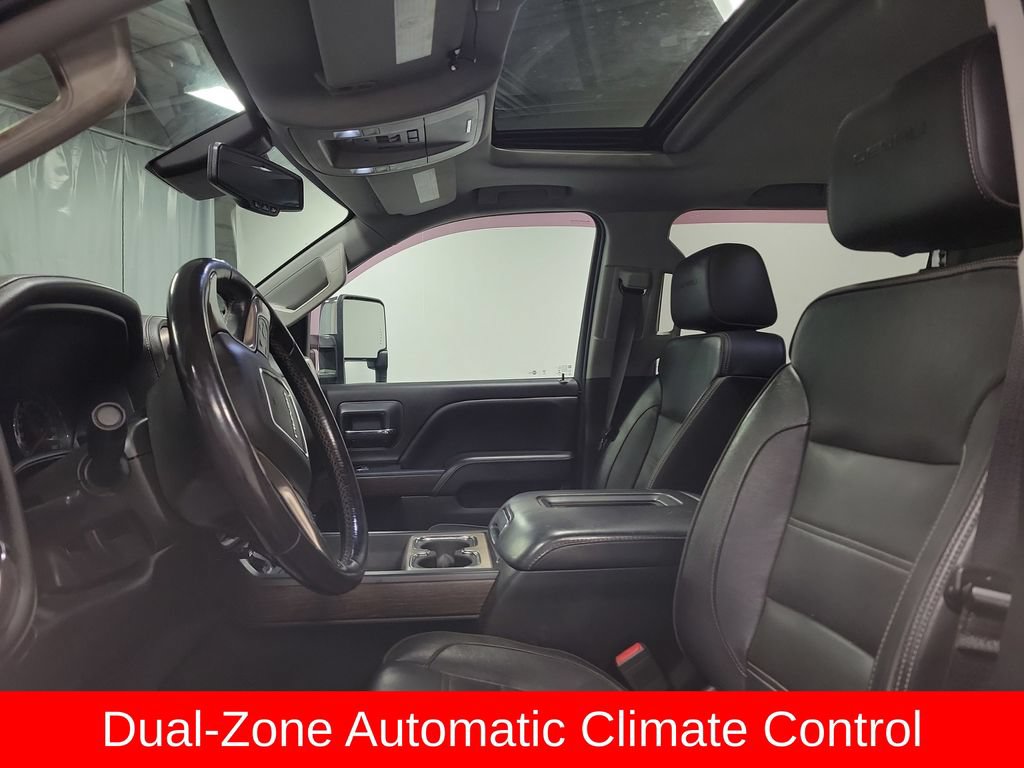 Used 2019 GMC Sierra 2500 Denali w/ Duramax Plus Package AWD/4WD image 18
