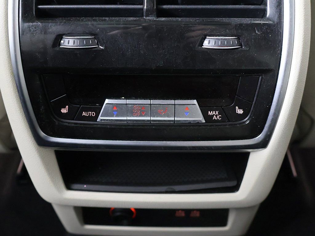 Used 2024 BMW X7 xDrive40i w/ Executive Package image 63