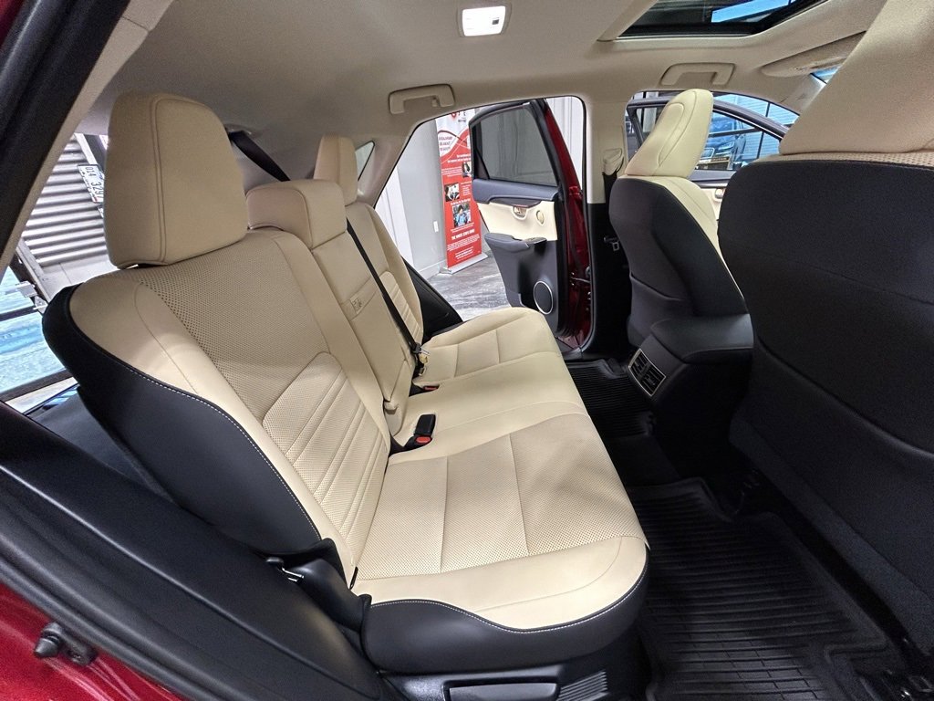 Used 2018 Lexus NX 300h AWD image 43