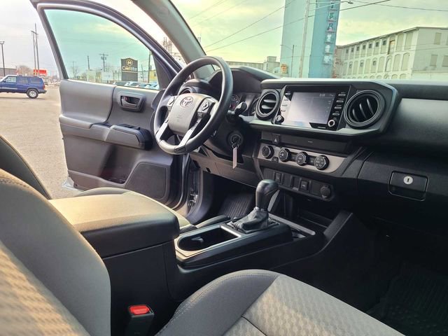 Used 2022 Toyota Tacoma SR w/ SR Convenience Package AWD/4WD image 16
