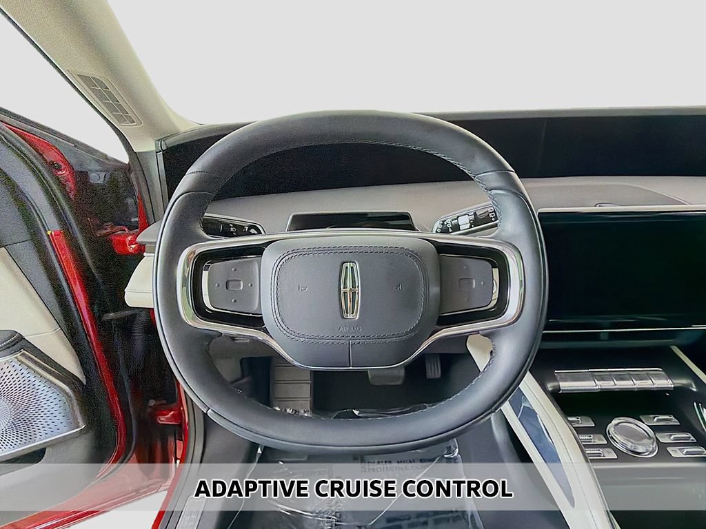 Used 2025 Lincoln Nautilus Reserve AWD/4WD image 7
