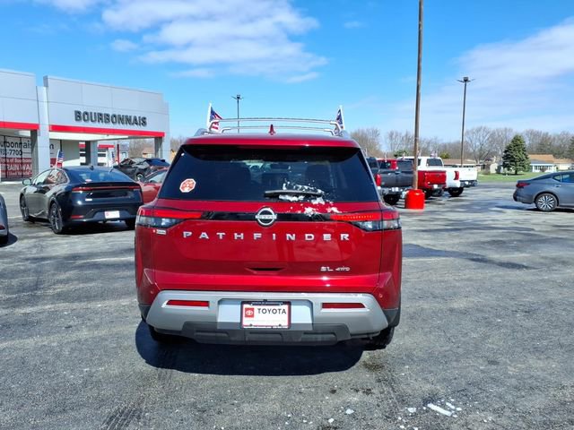 Used 2024 Nissan Pathfinder SL w/ Cargo Package image 4