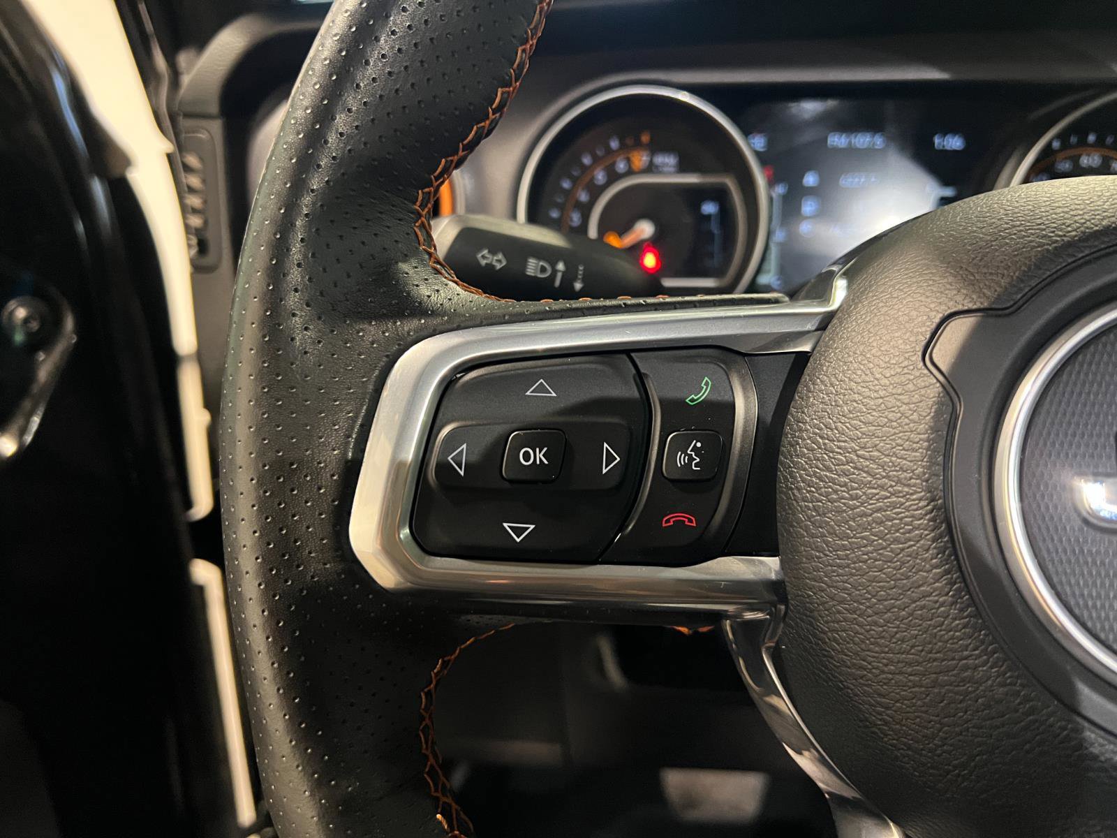 Used 2023 Jeep Gladiator Mojave w/ LED Lighting Group image 13