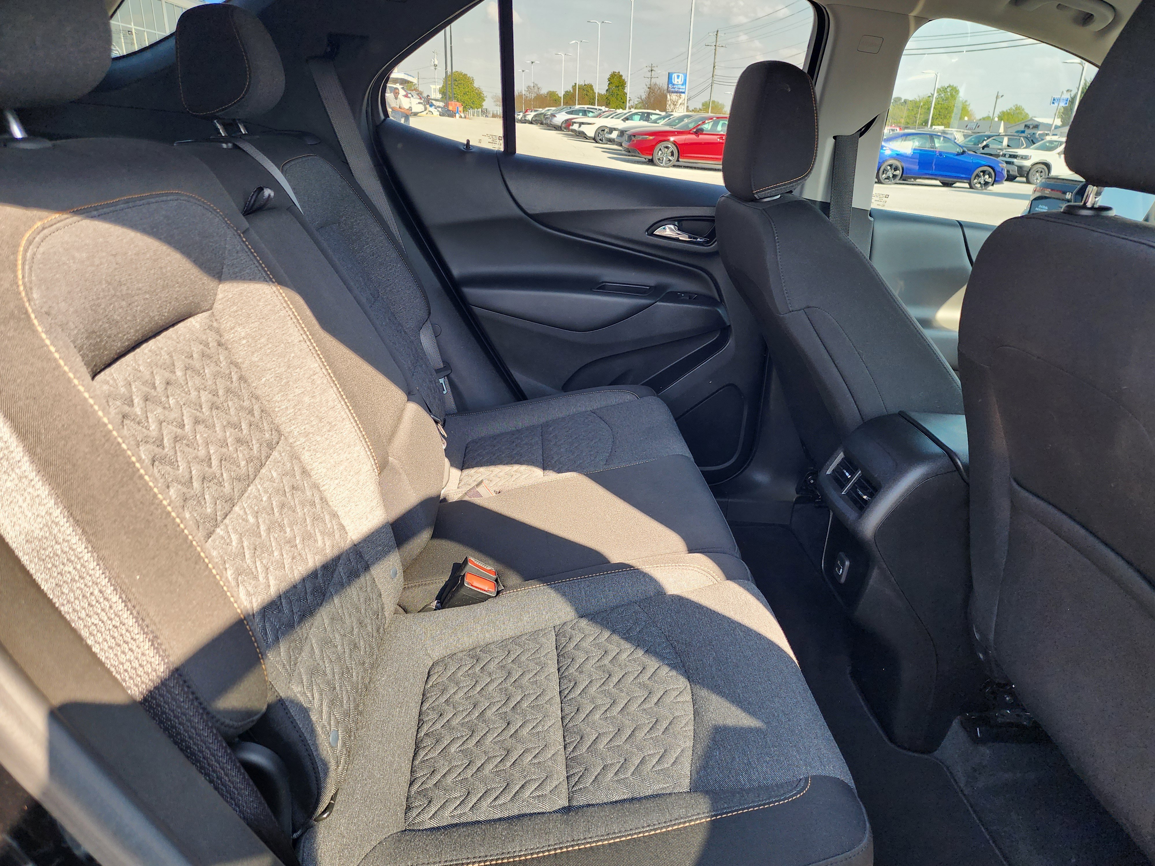 Used 2022 Chevrolet Equinox LT image 13