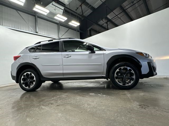 Used 2021 Subaru Crosstrek 2.0i image 3