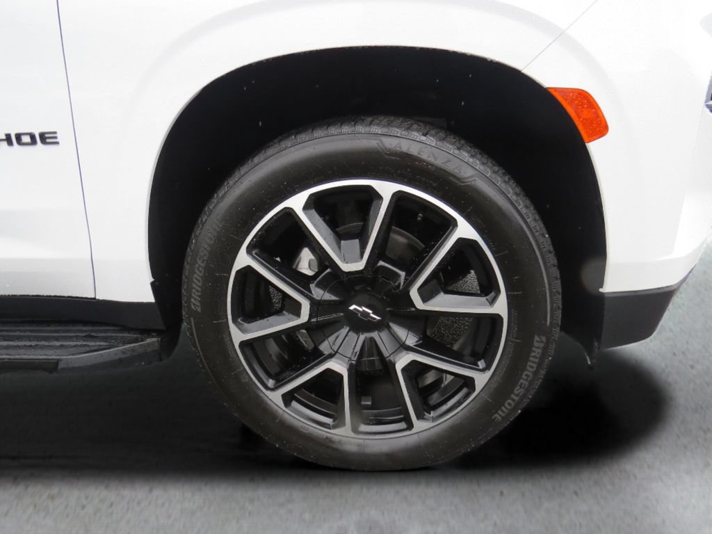 Used 2024 Chevrolet Tahoe RST RWD image 11