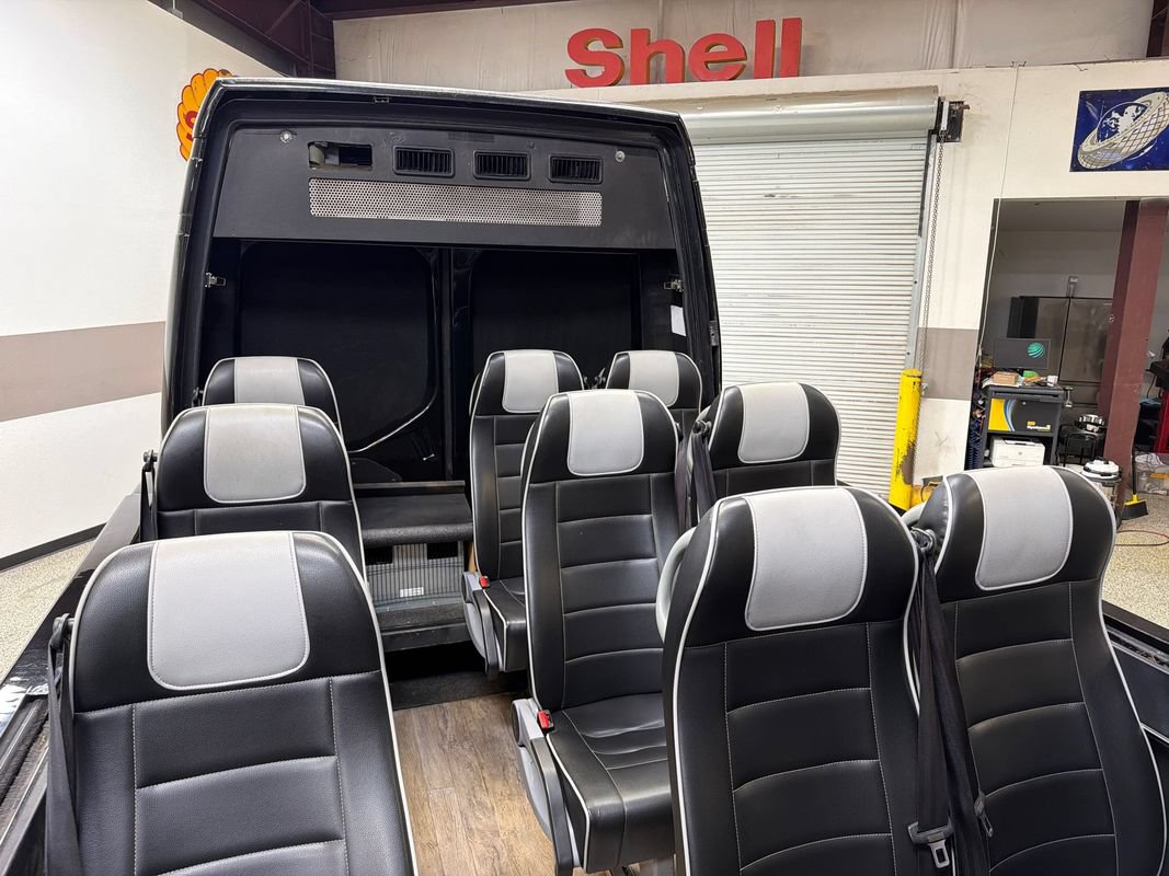 Used 2019 Mercedes-Benz Sprinter 170 Cargo image 36
