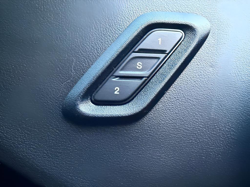 Used 2023 Dodge Challenger GT w/ Plus Package image 15