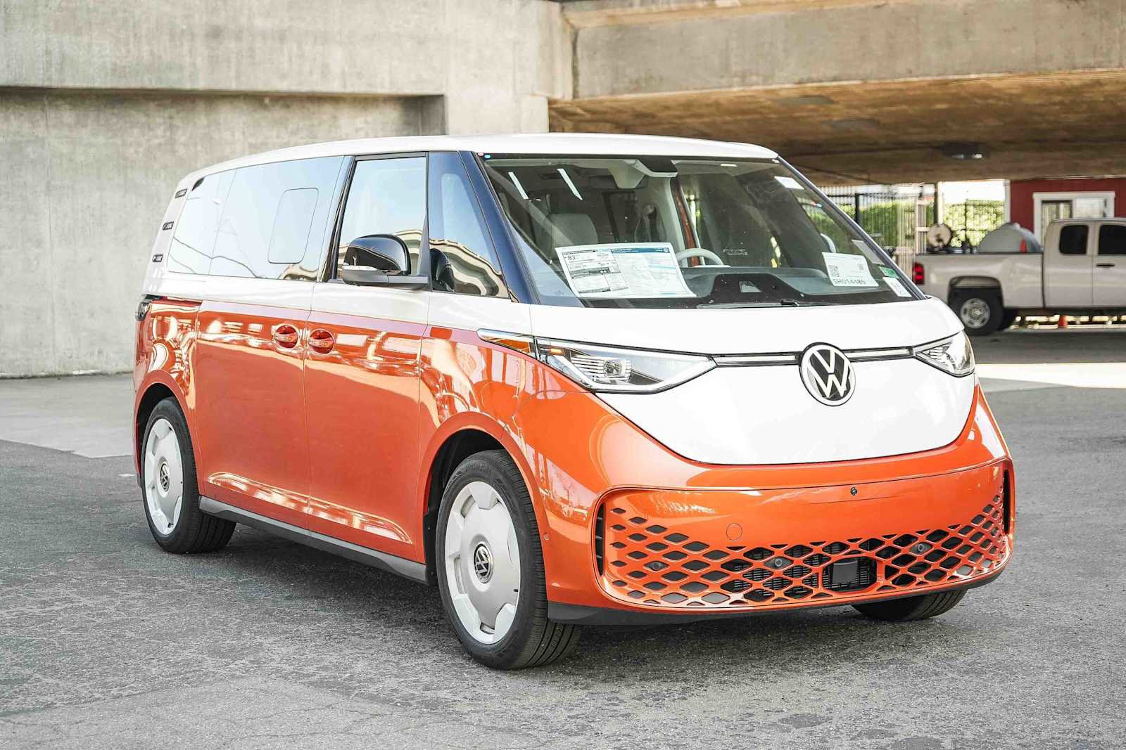 New 2025 Volkswagen ID. Buzz 1st Edition RWD image 3