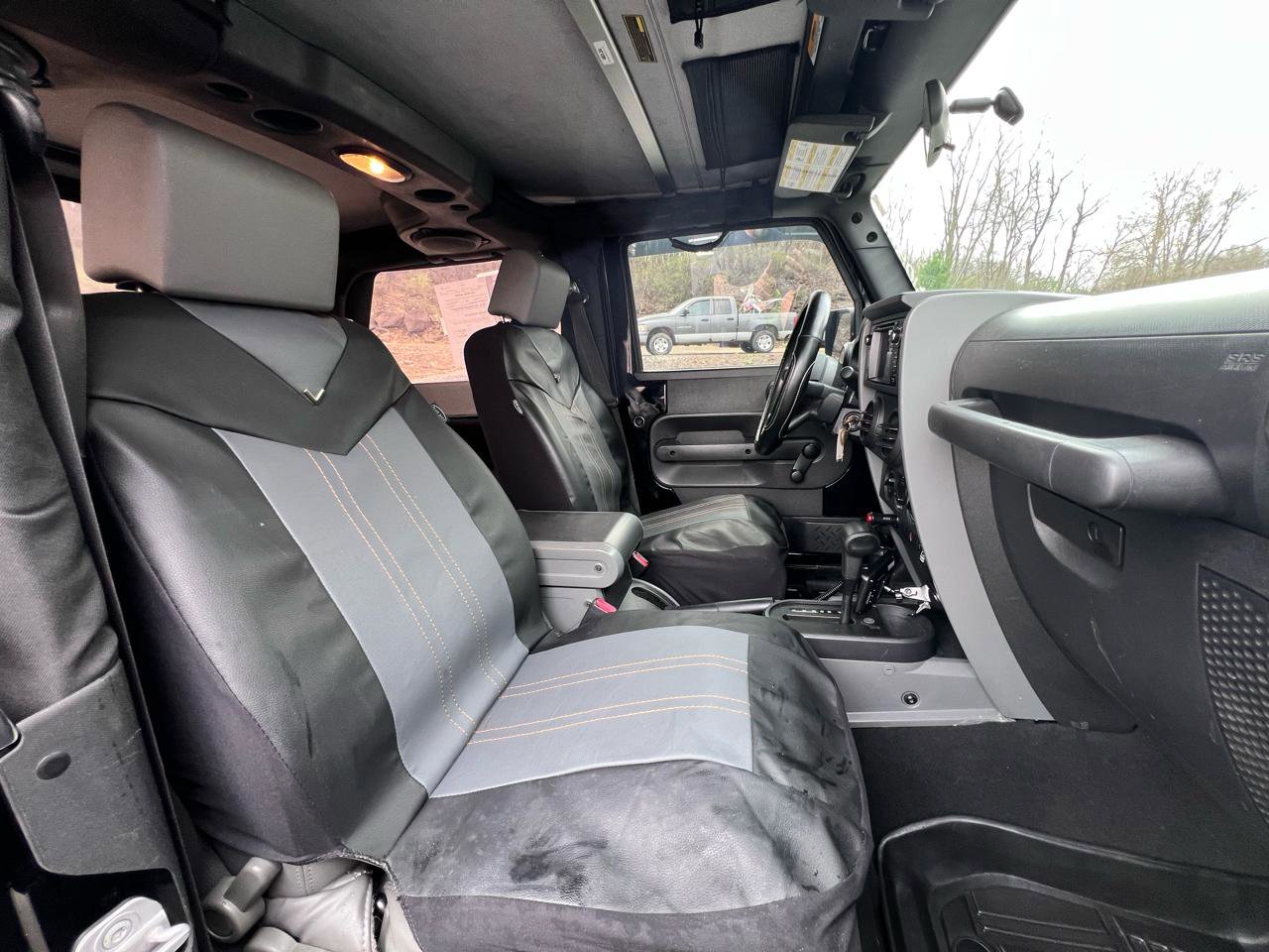 Used 2008 Jeep Wrangler X image 17