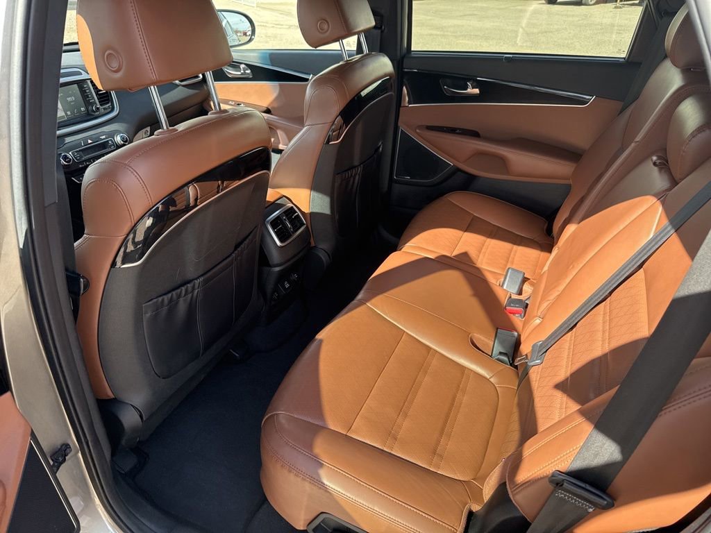 Used 2019 Kia Sorento SX image 14
