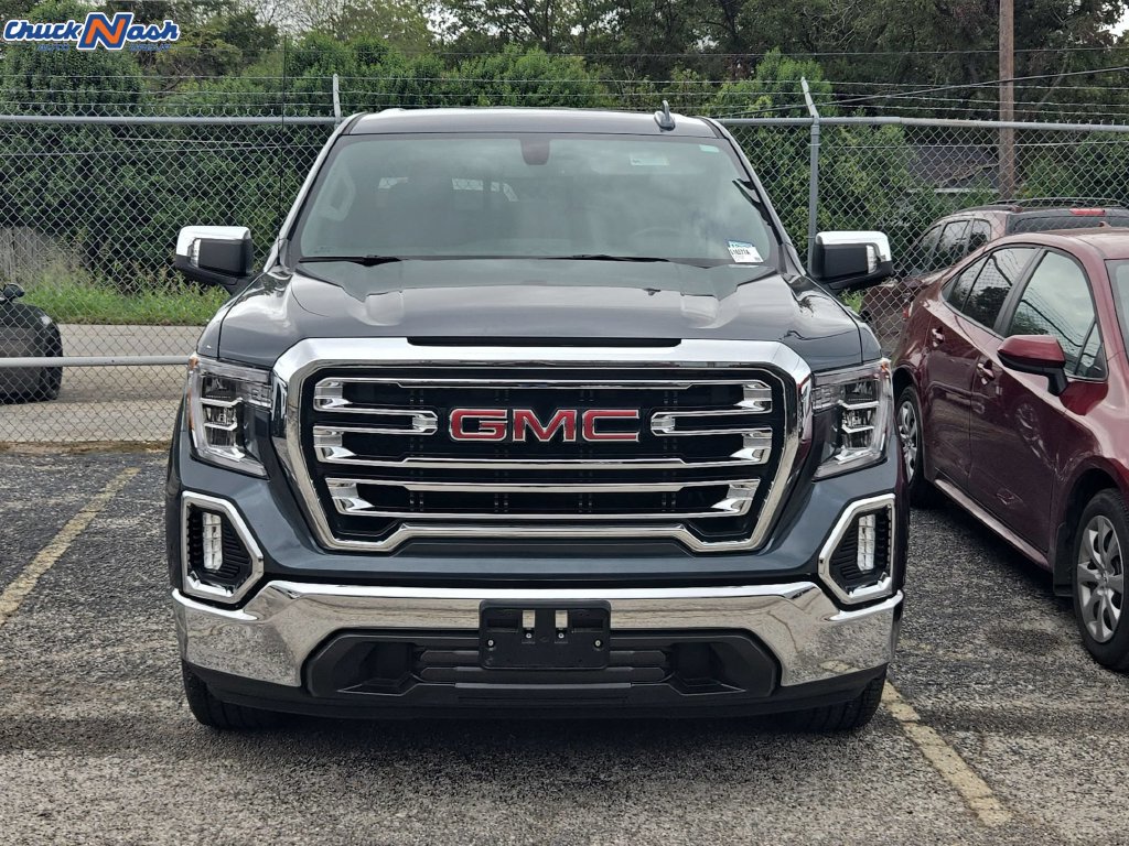 Used 2021 GMC Sierra 1500 SLT RWD image 2