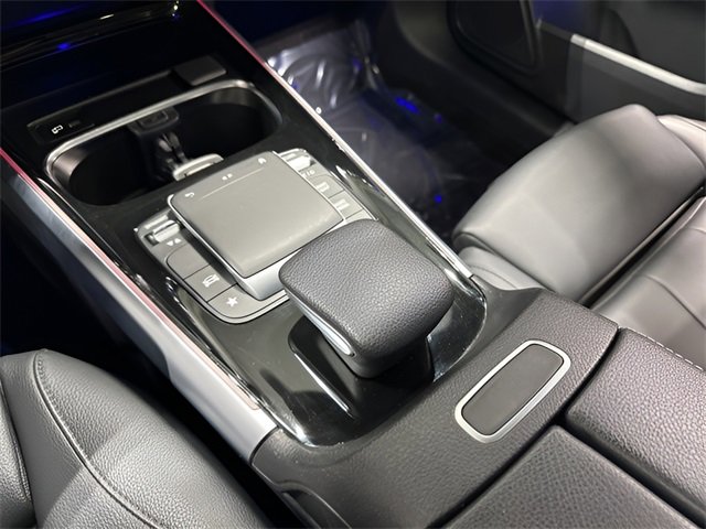 Certified 2022 Mercedes-Benz GLB 250 White image 25