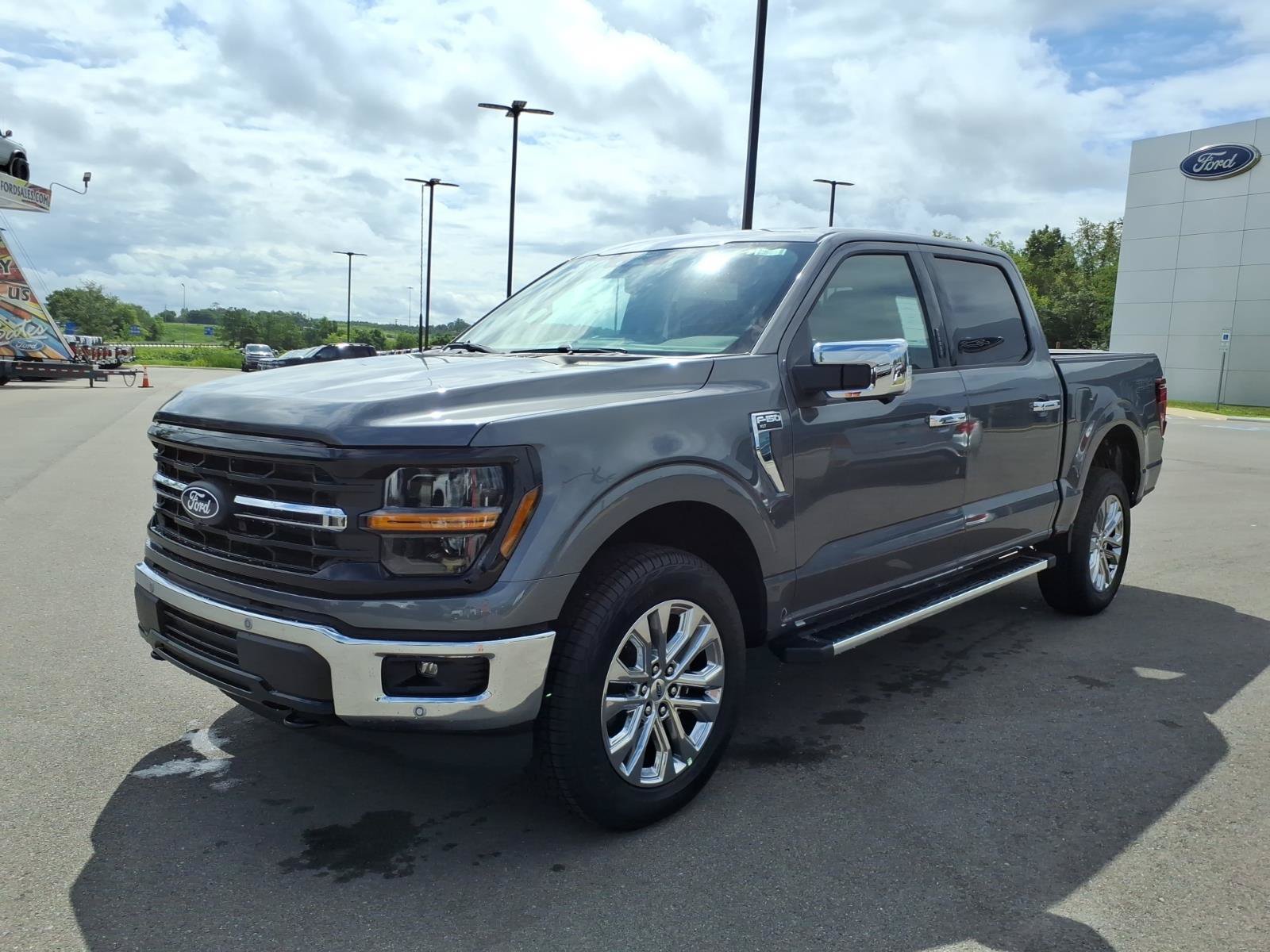 New 2026 Ford F150 XLT w/ Equipment Group 302A MID AWD/4WD image 7